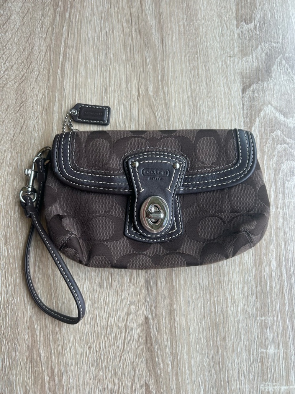 Coach Espresso Chocolate Brown Signature Canvas Turnlock Wristlet Vintage Y2K